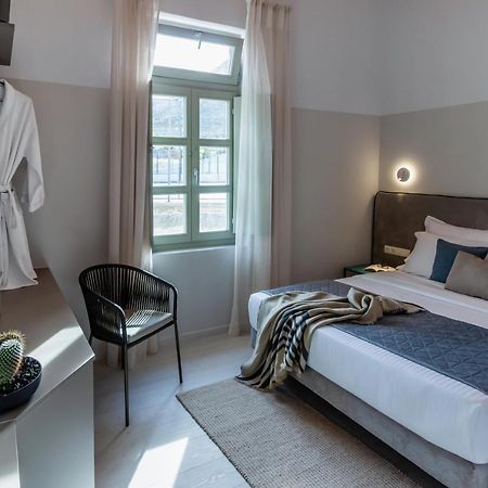 Octavia Rooms Corinth Eksteriør bilde