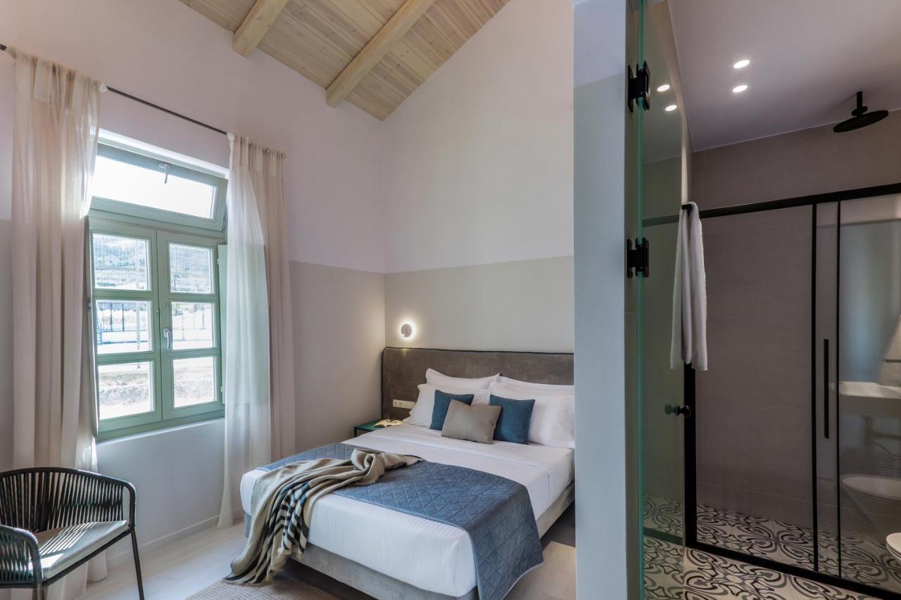 Octavia Rooms Corinth Eksteriør bilde