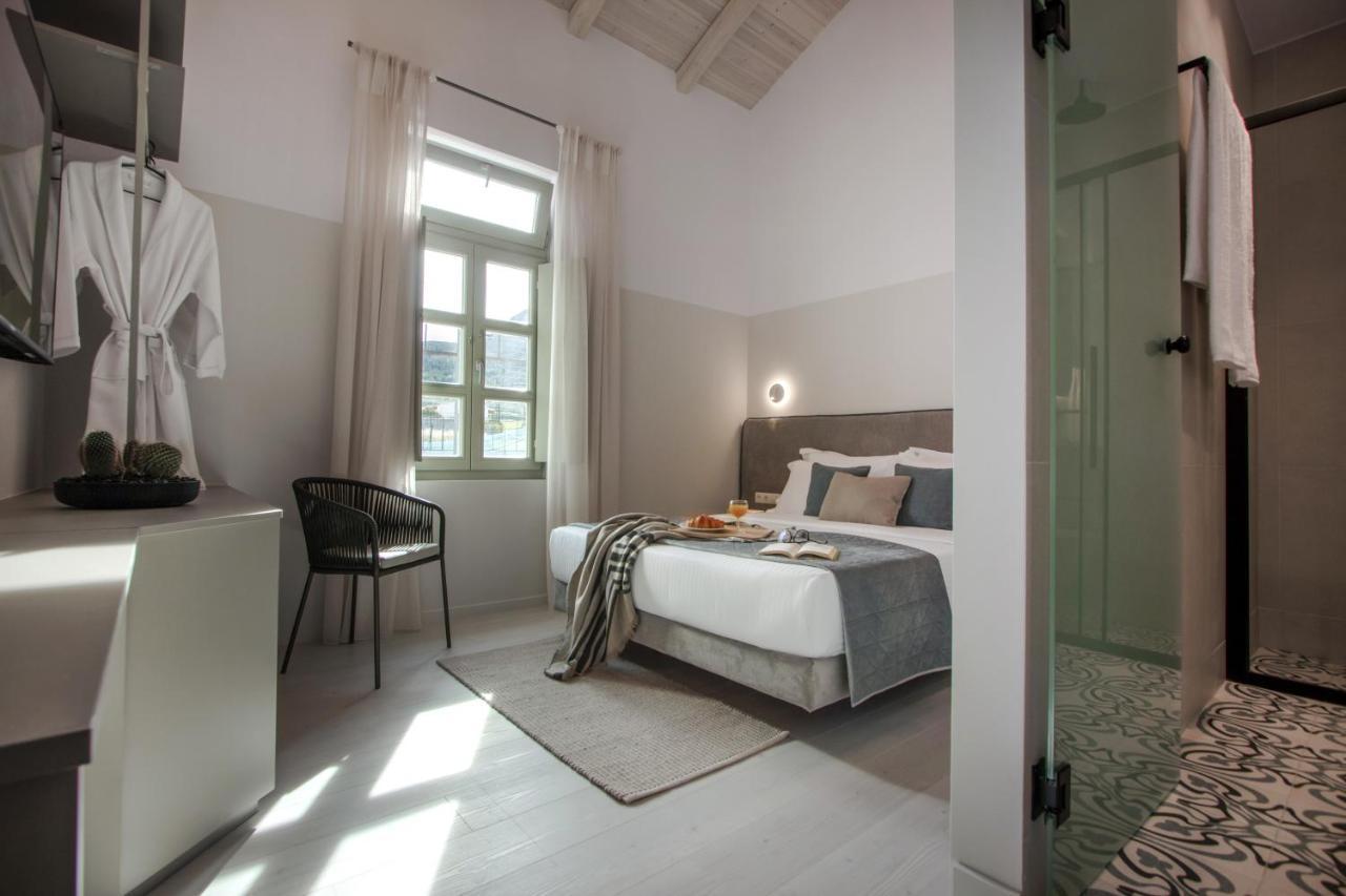 Octavia Rooms Corinth Eksteriør bilde